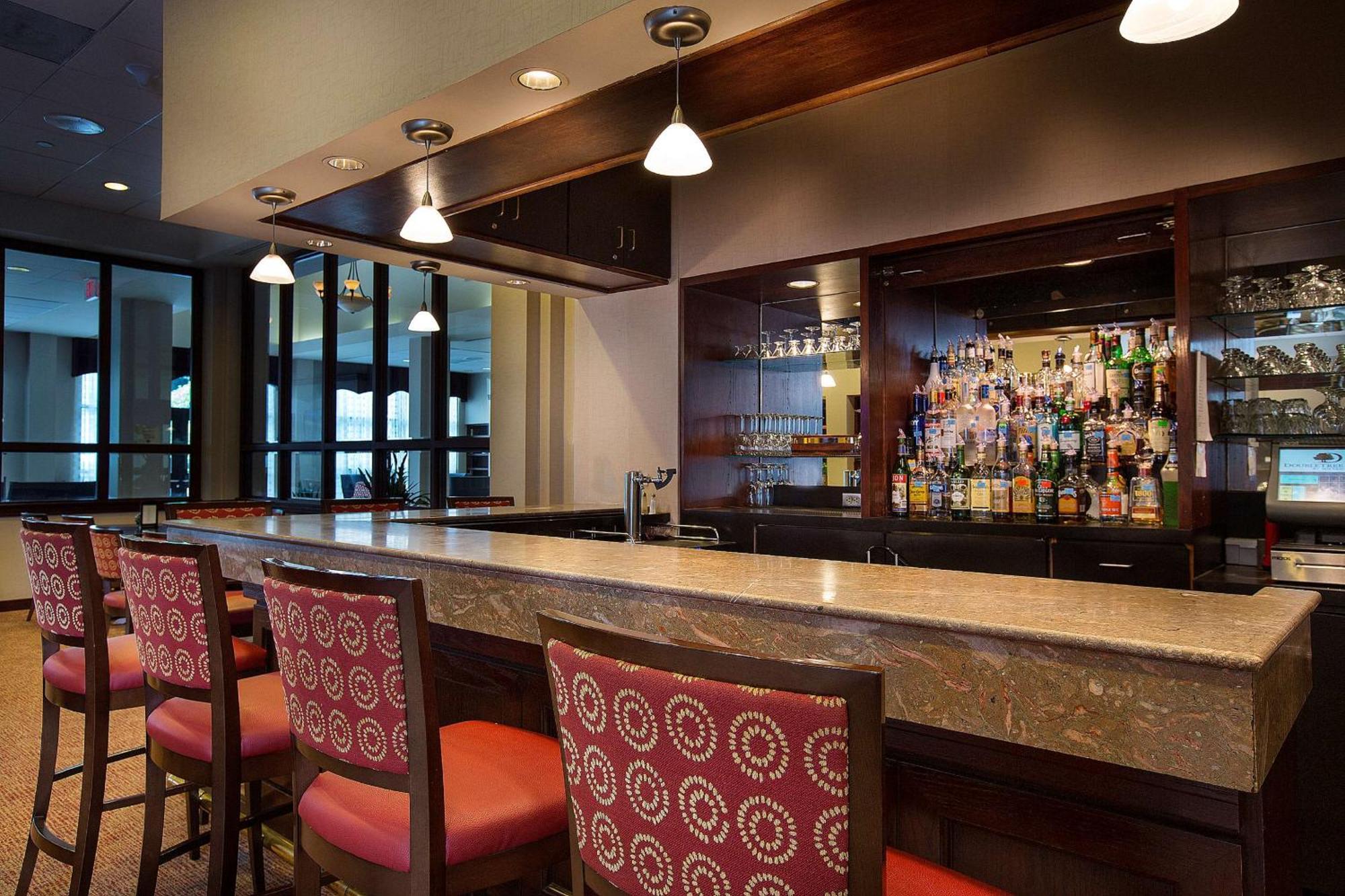 Hotel Doubletree By Hilton Charlotte Airport Zewnętrze zdjęcie